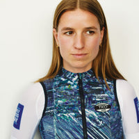 Pas Normal Studios T.K.O. Mechanism Stow Away vest til kvinder - Human Error Blue