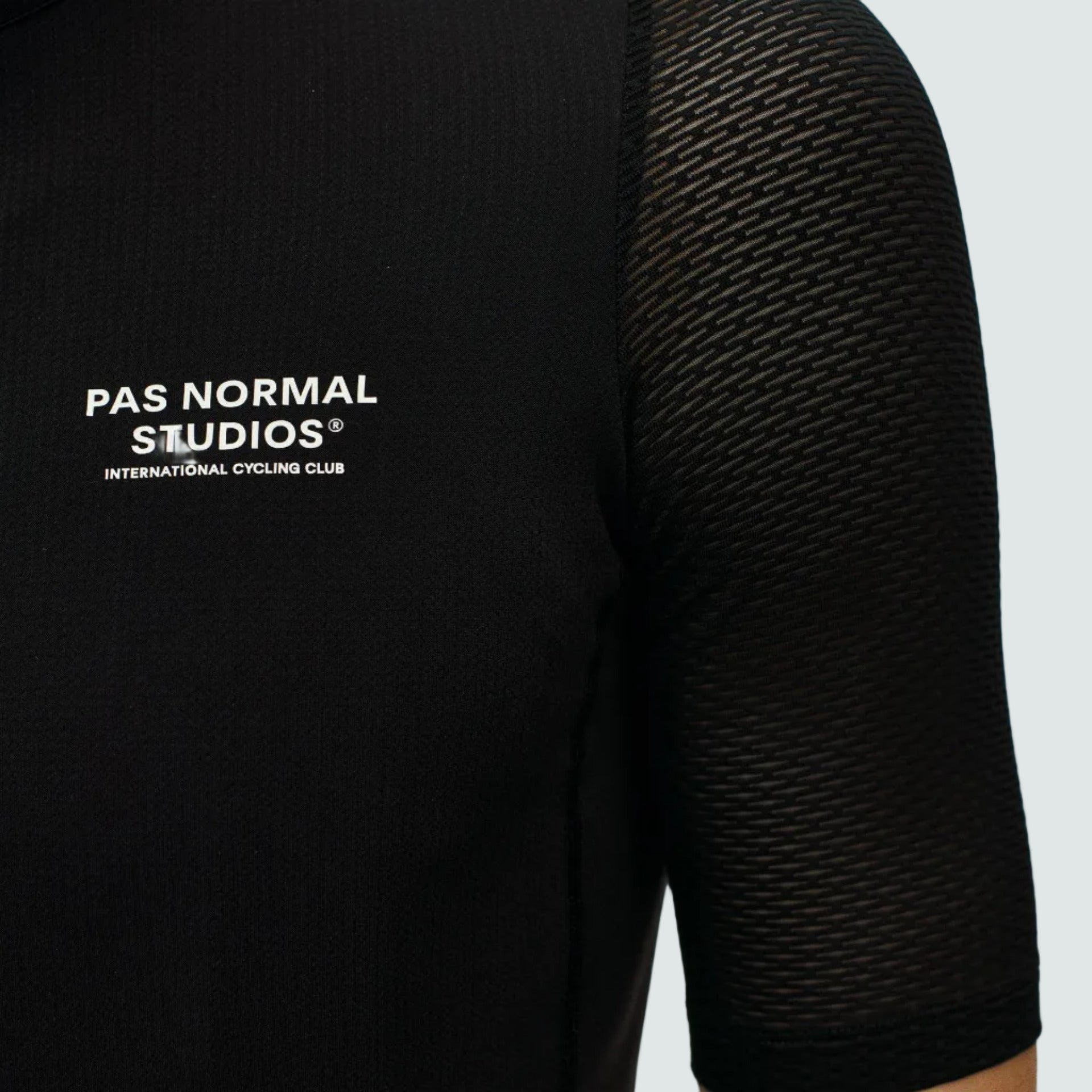 Essential Light Jersey - Black