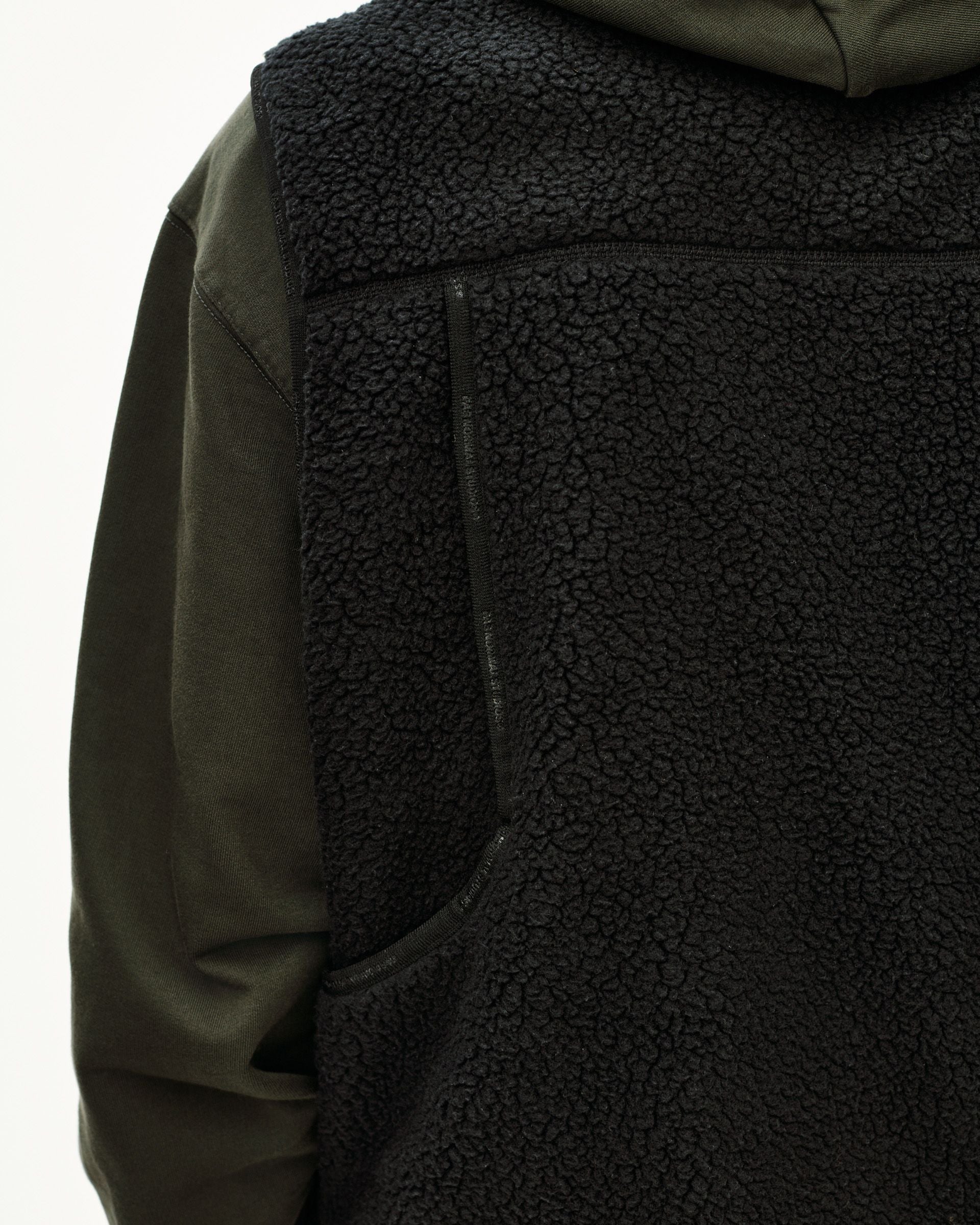 Off-Race Pile Fleece Vest - Black