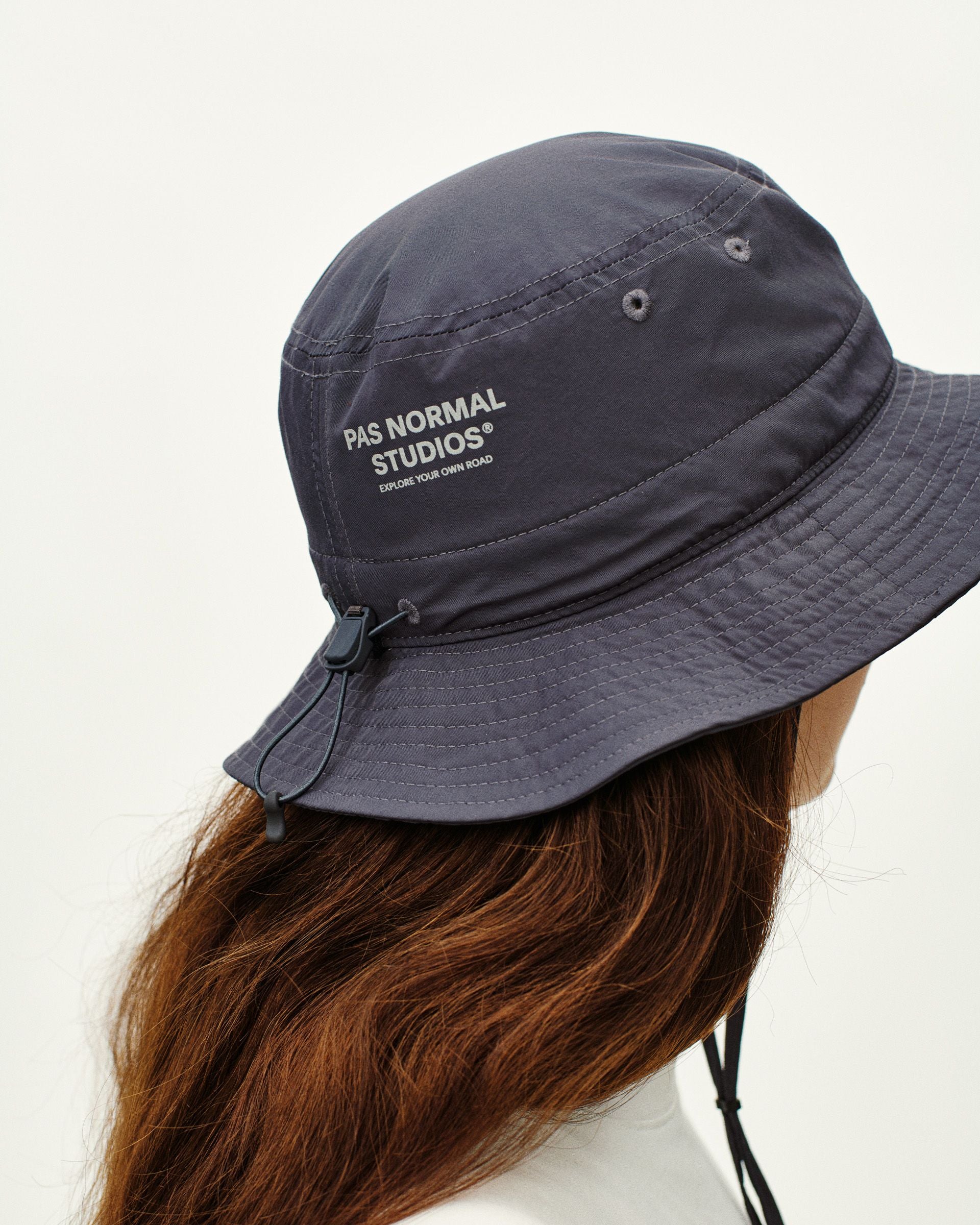 Off-Race Tech Bucket Hat - Steel