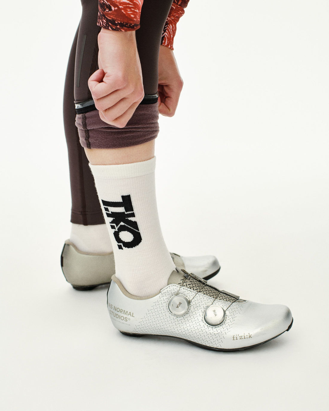 T.K.O. Mechanism Thermal Socks - White