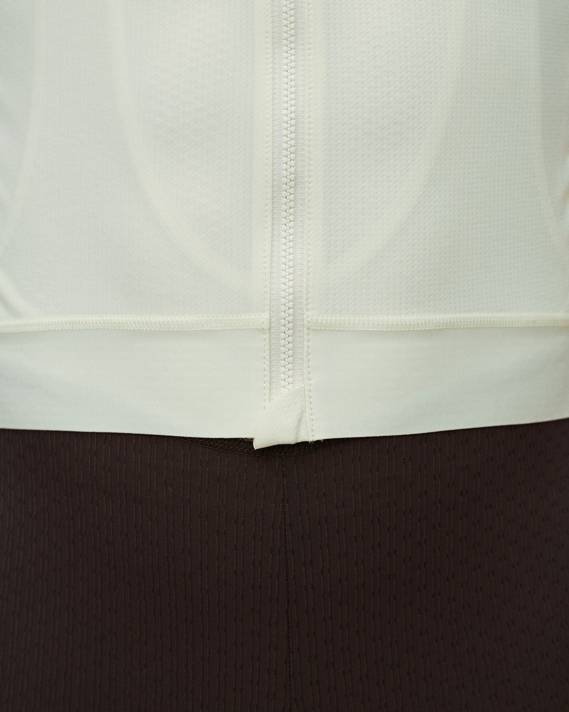 Essential Light Jersey - Off White