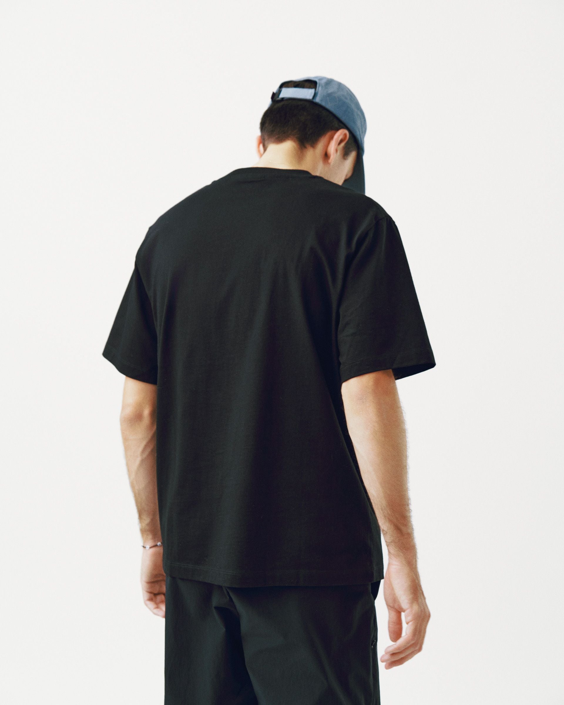 Off-Race Logo T-Shirt - Black