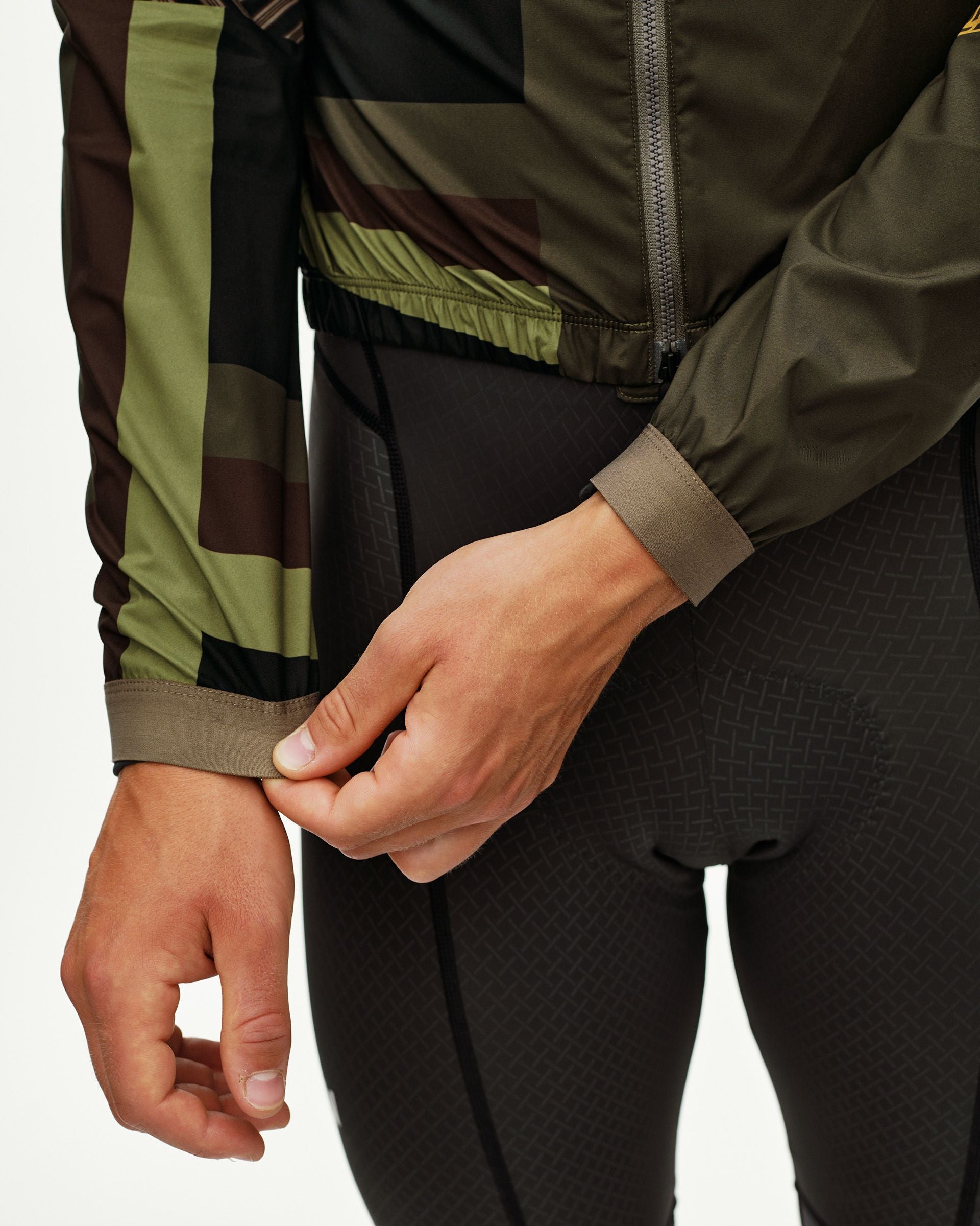 Mechanism Stow Away Jacket - AOP International Green