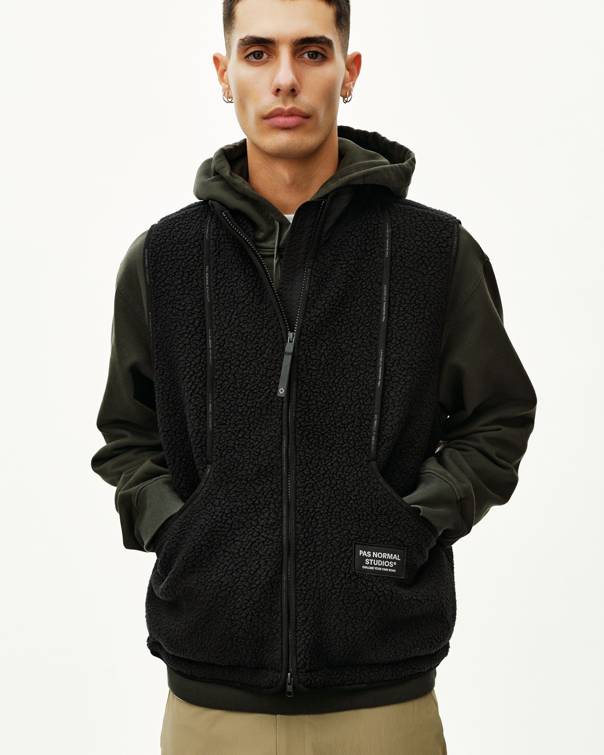 Off-Race Pile Fleece Vest - Black