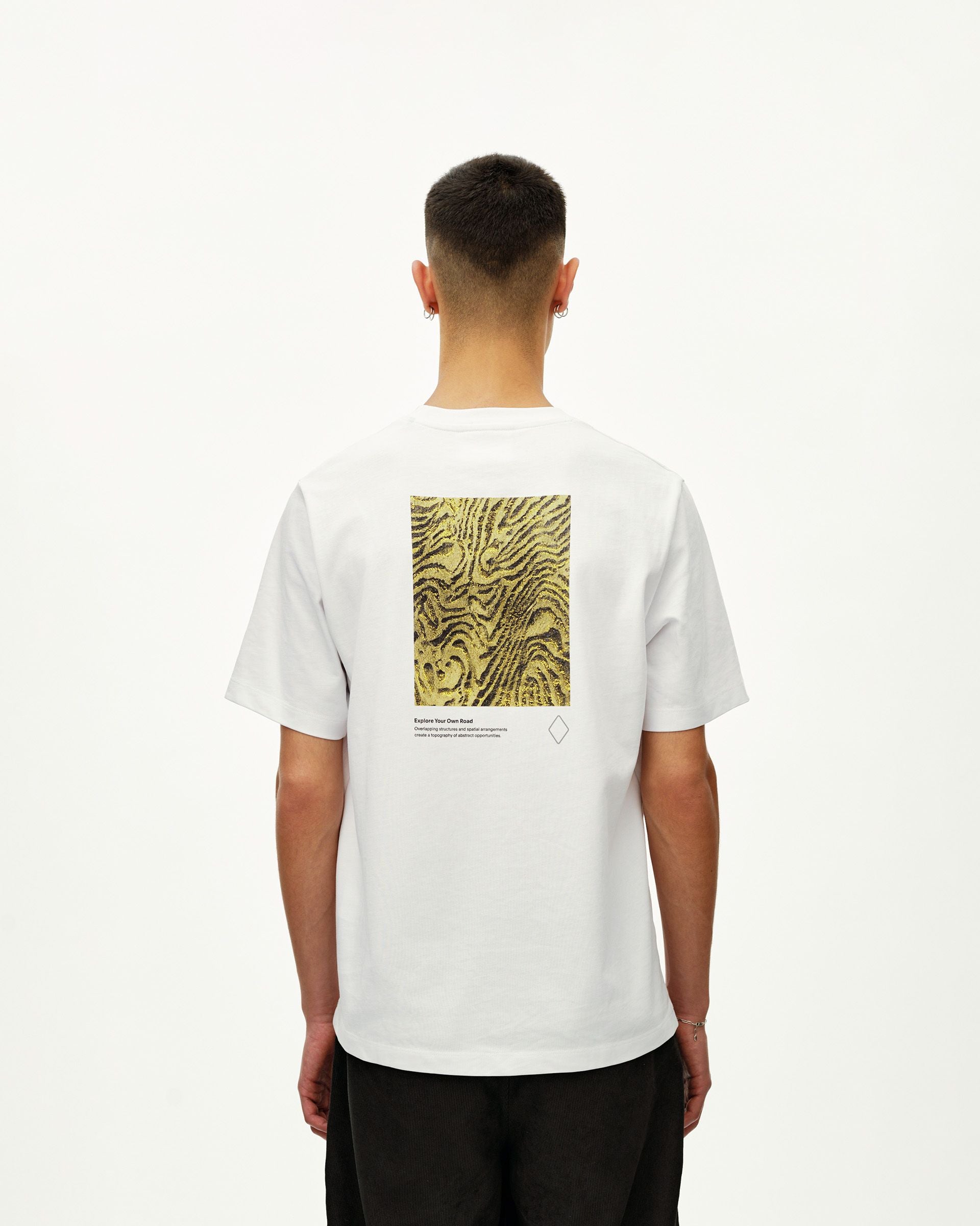 Off-Race Graphic T-Shirt - White