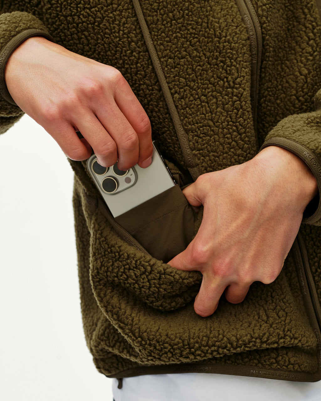 Off-Race Pile Fleece Jacket - Deep Olive
