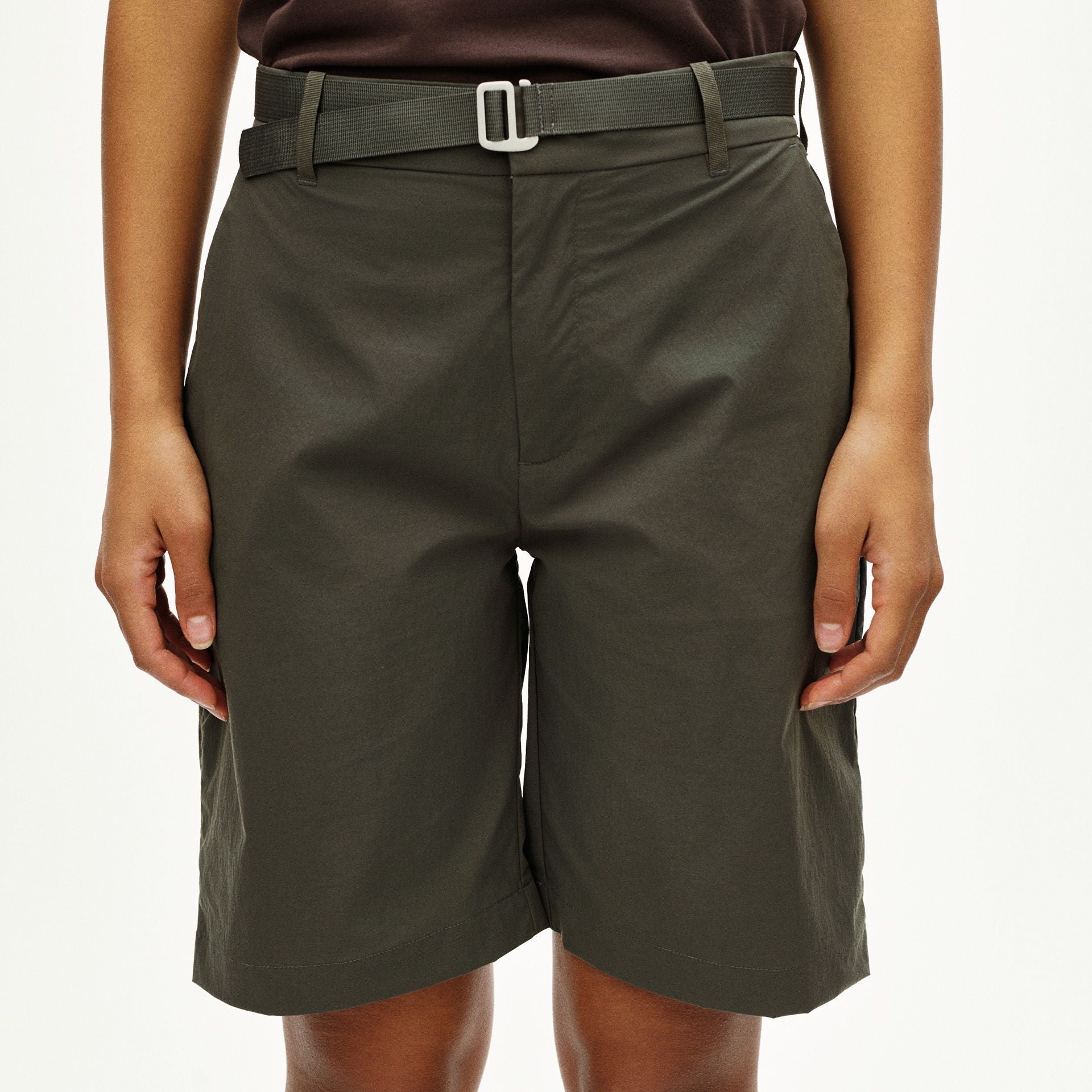 Off-Race Light Tech Shorts - Dark Grey