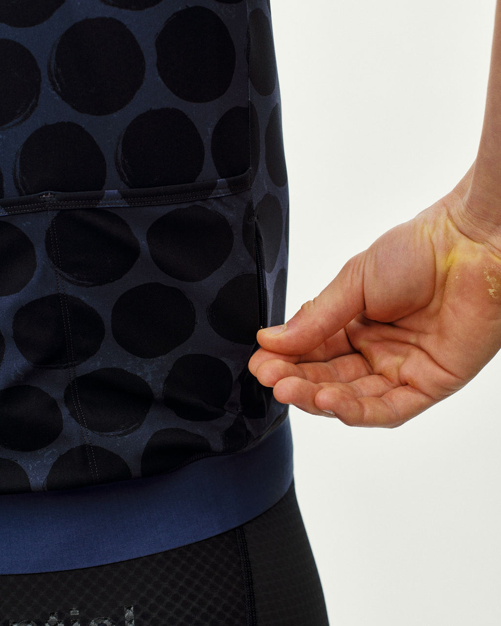 Essential Jersey - Dot Dark Navy