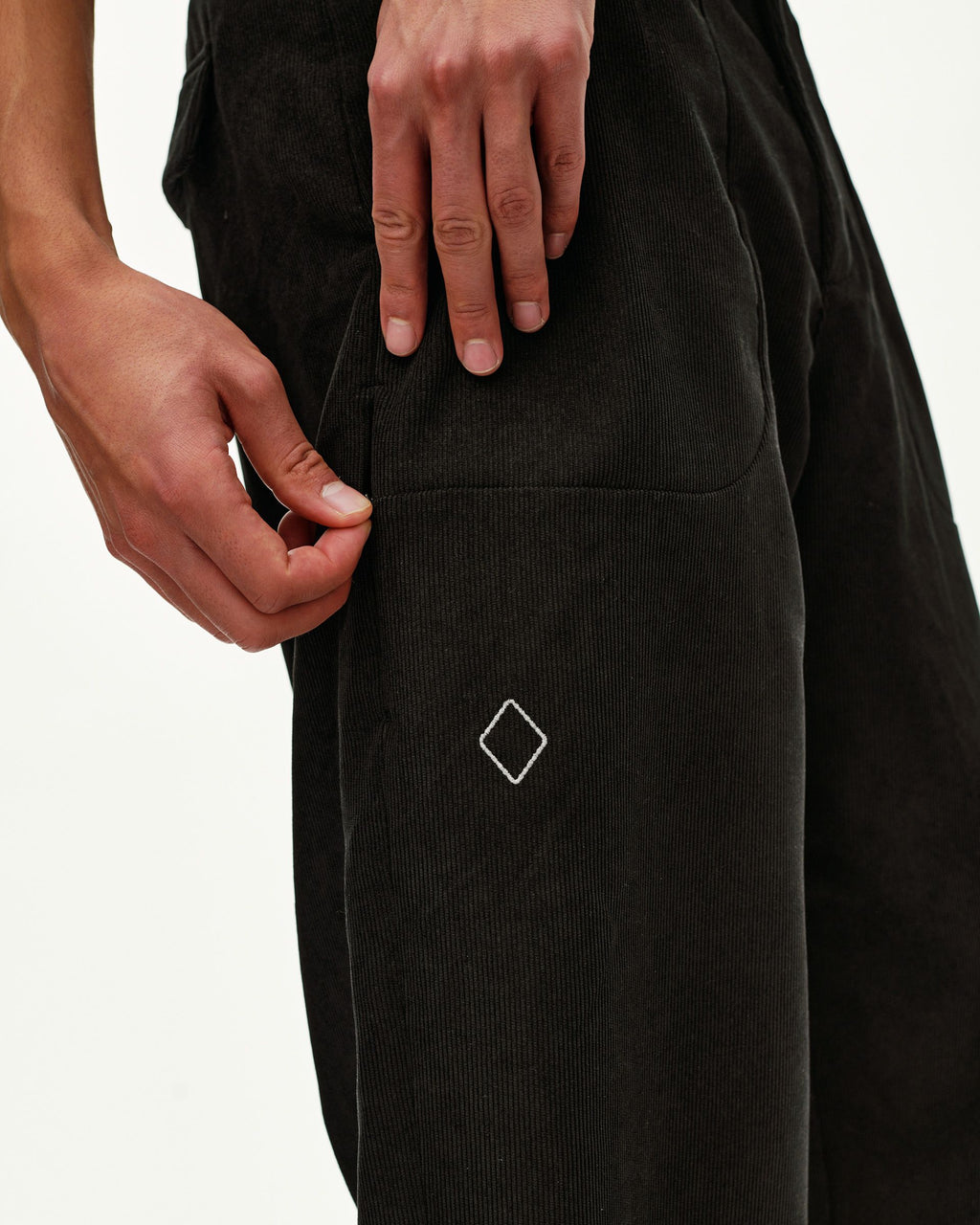 Off-Race Corduroy Pants - Black