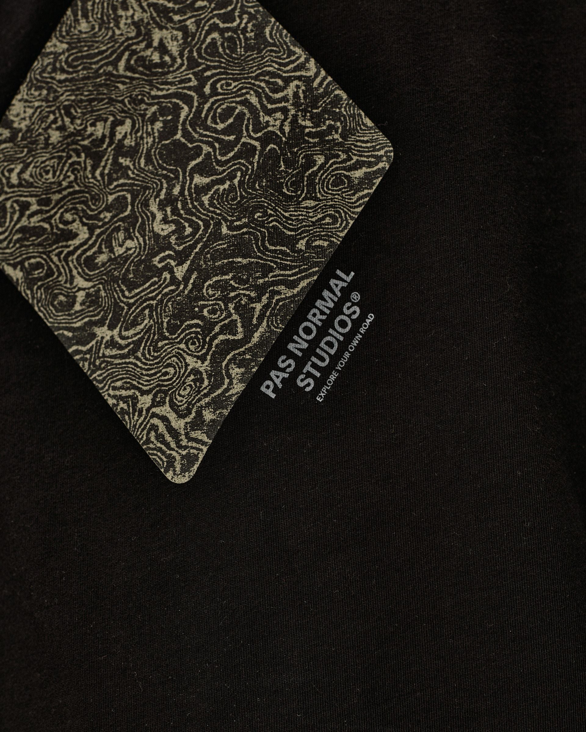 Off-Race Graphic T-Shirt - Black
