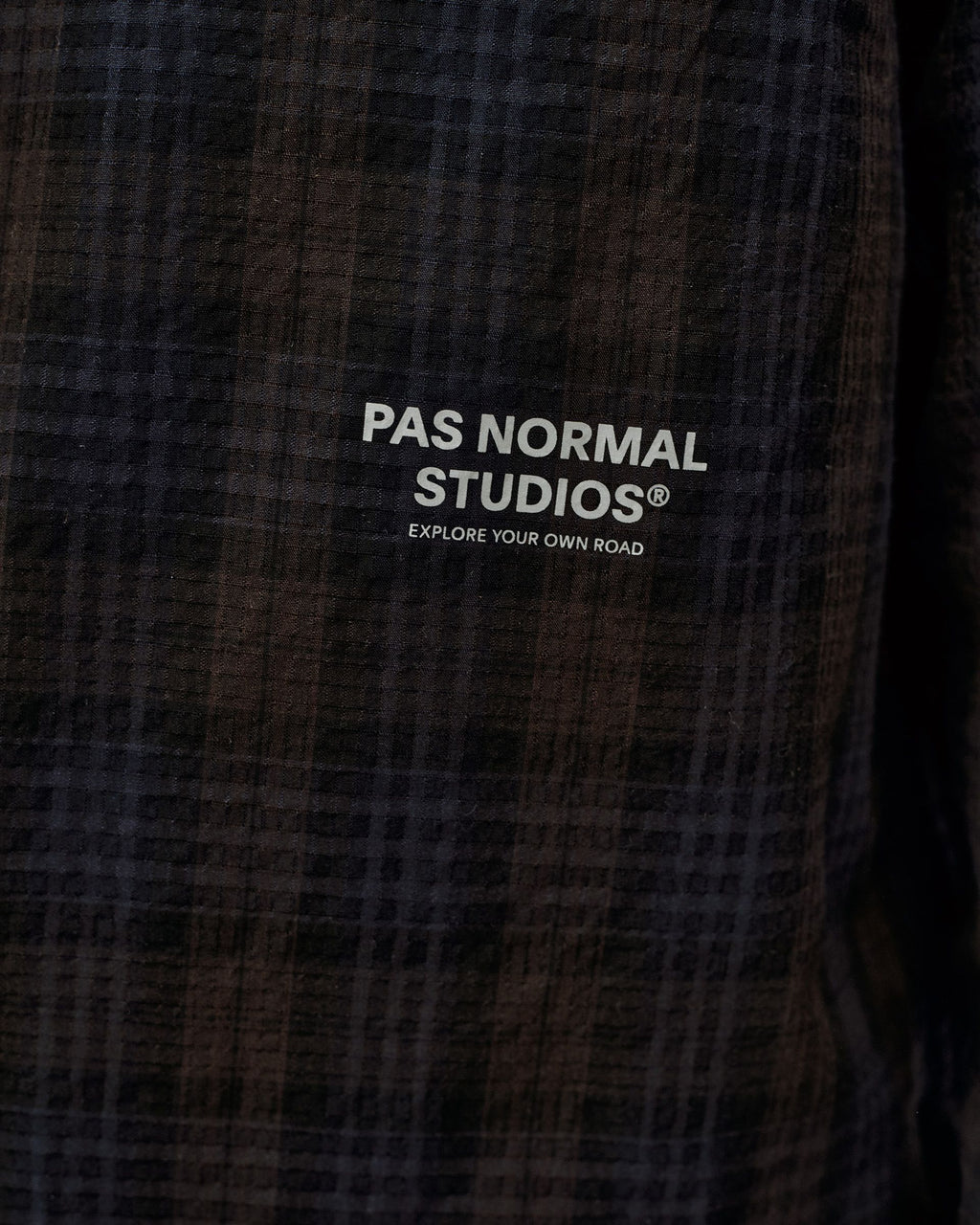 Off-Race Seersucker Shirt - Dark Navy