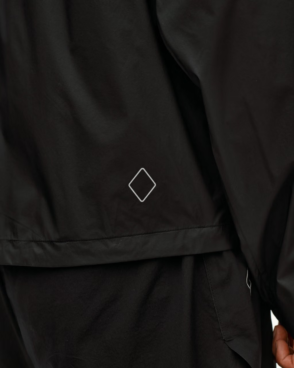 Balance Windproof Jacket - Black