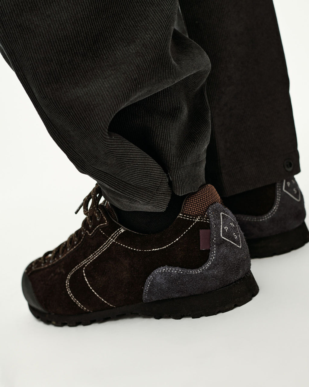 Off-Race Corduroy Pants - Black