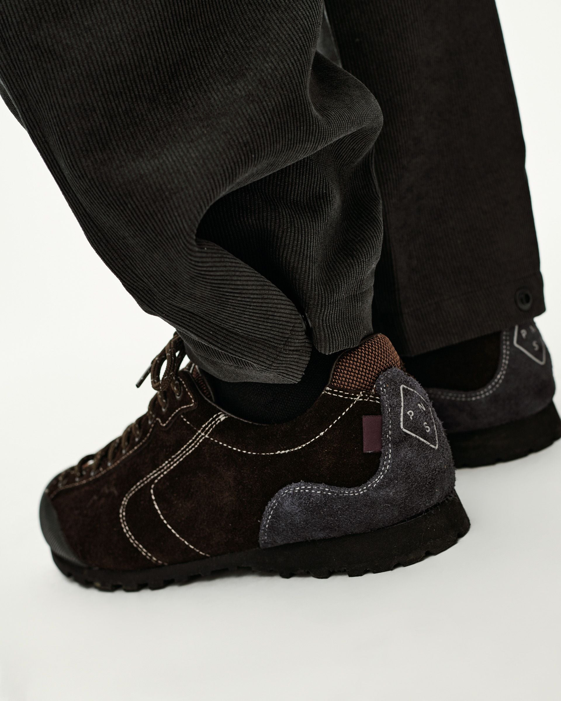 Off-Race Corduroy Pants - Black