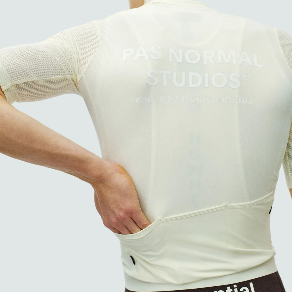 Essential Light Jersey - Off White