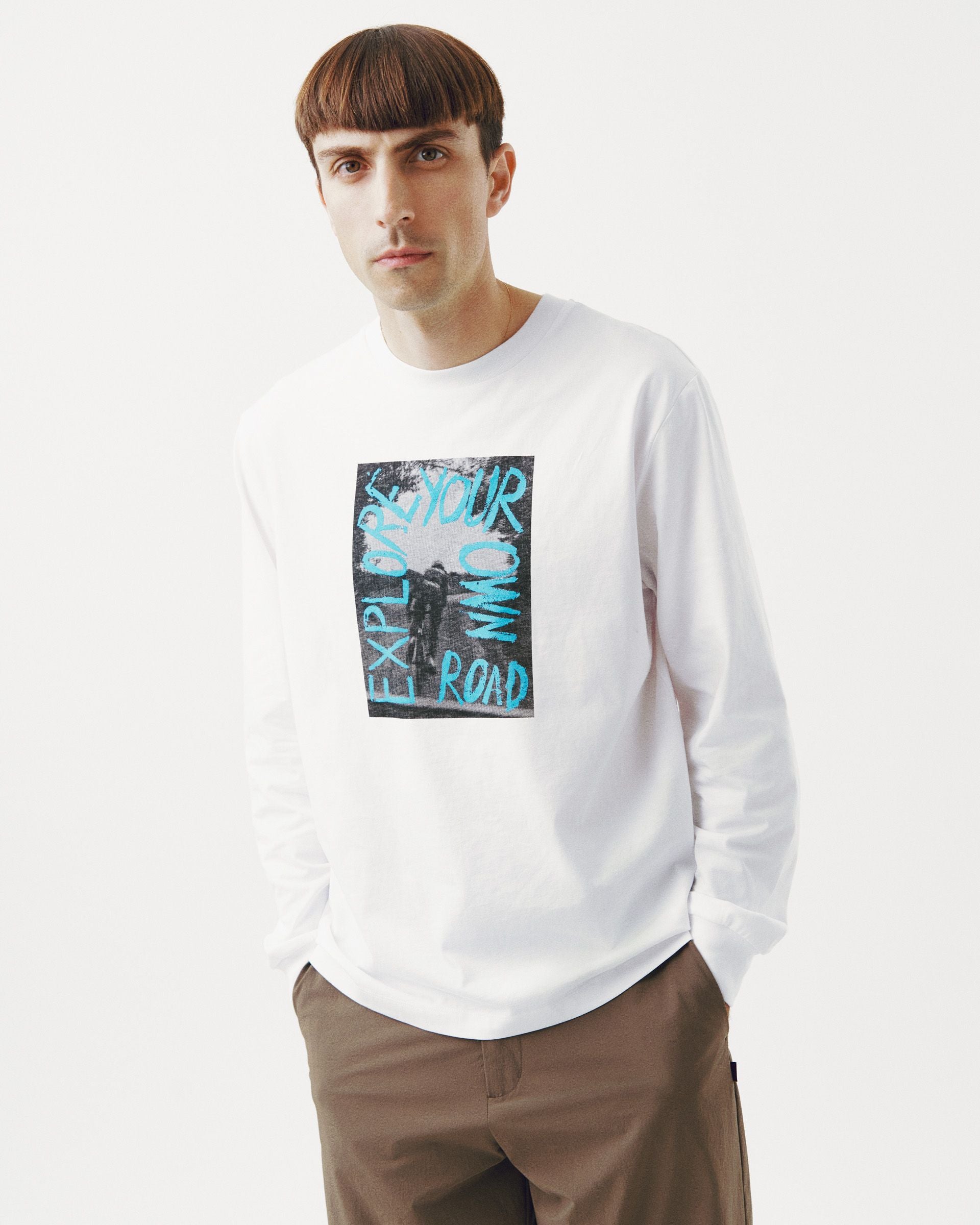 Off-Race Graphic Long Sleeve T-Shirt - White