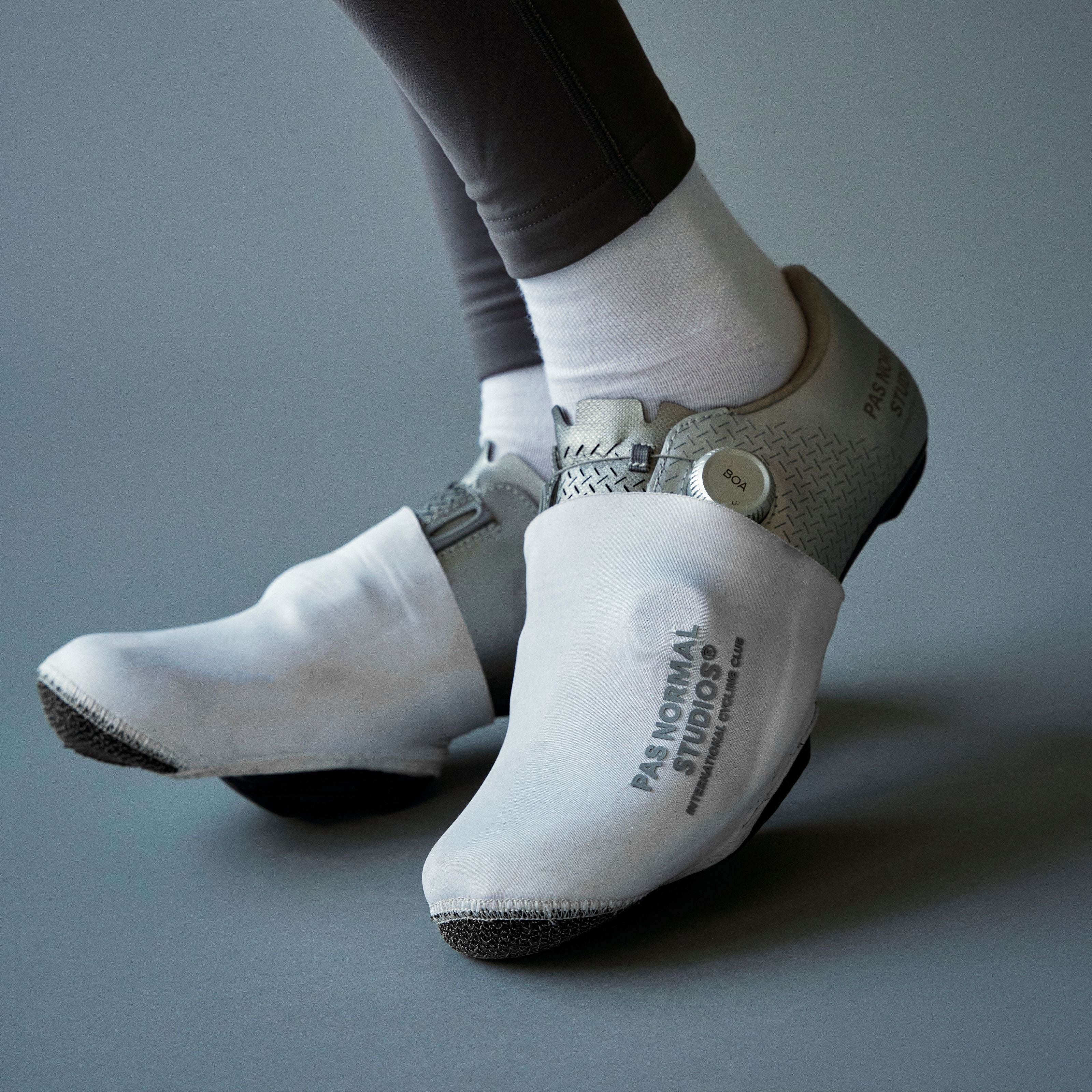 Logo Toe Cover - White