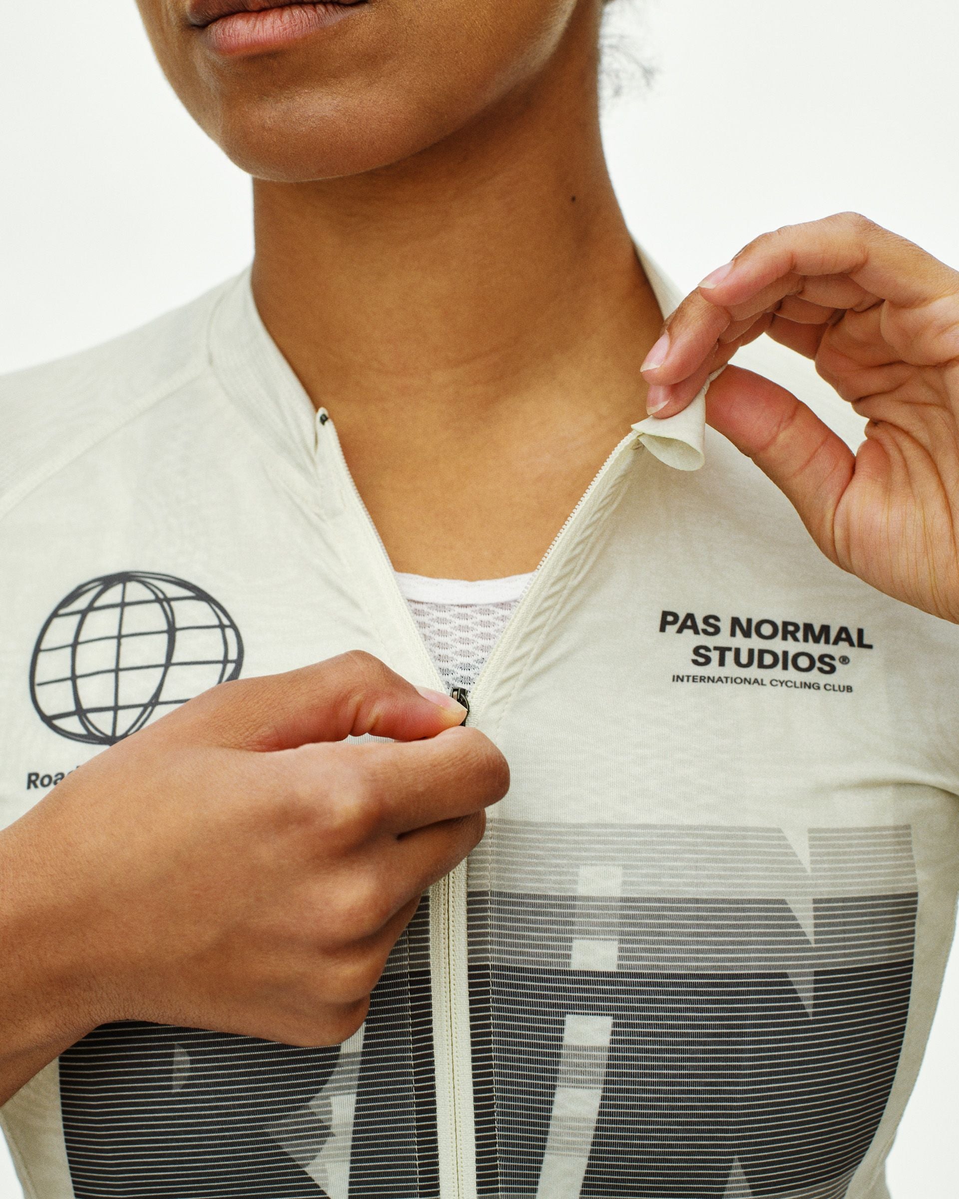 Women´s Mechanism Logo Jersey - AOP RTN Off White