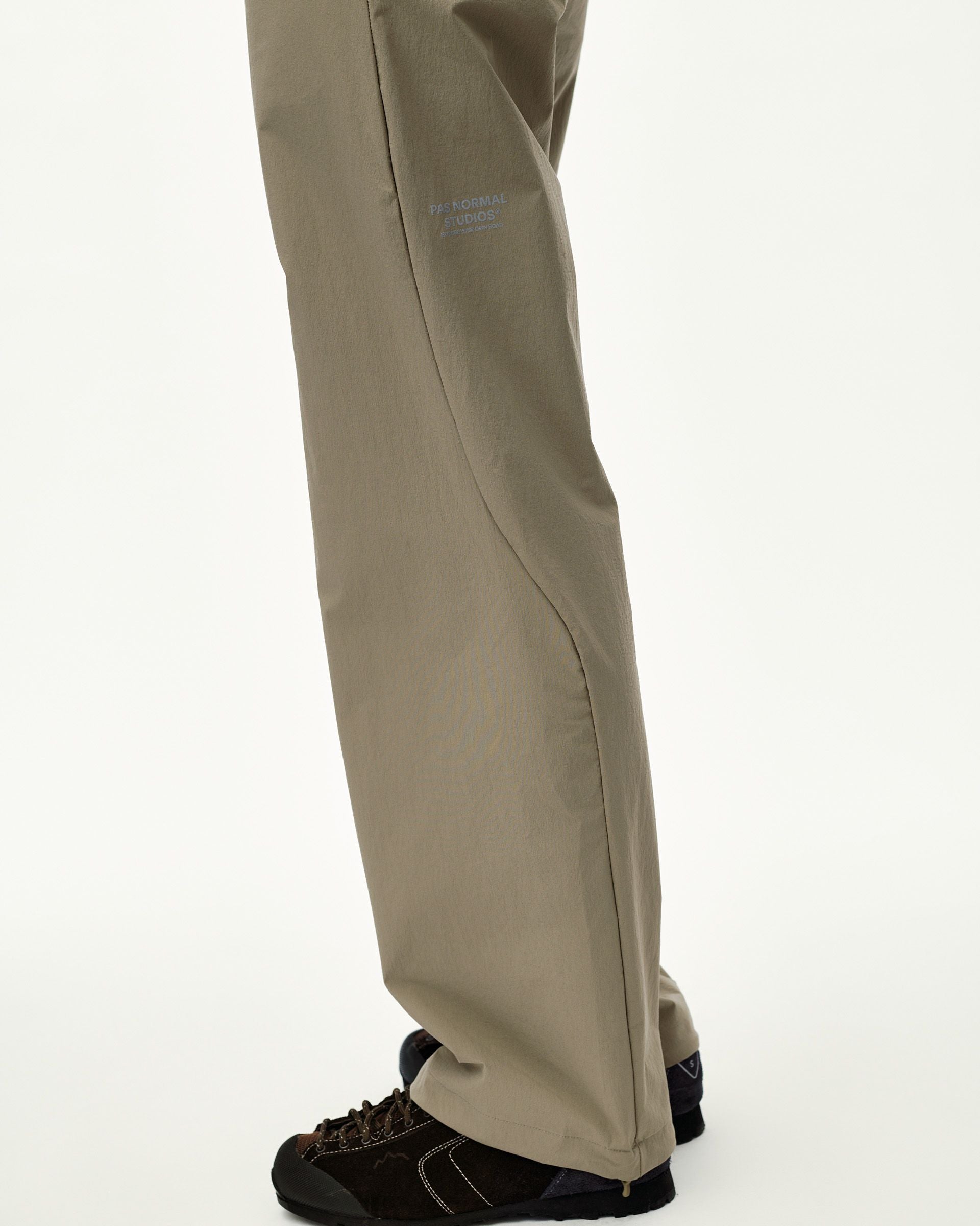 Womens Off-Race Tech Pants - Dusty Earth
