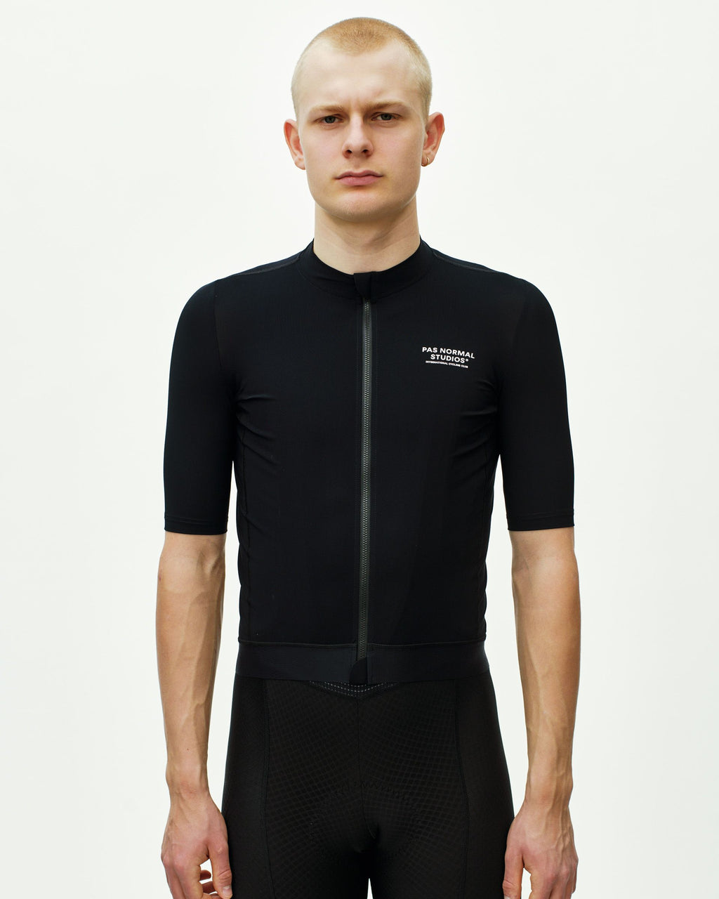 Essential Jersey - Black