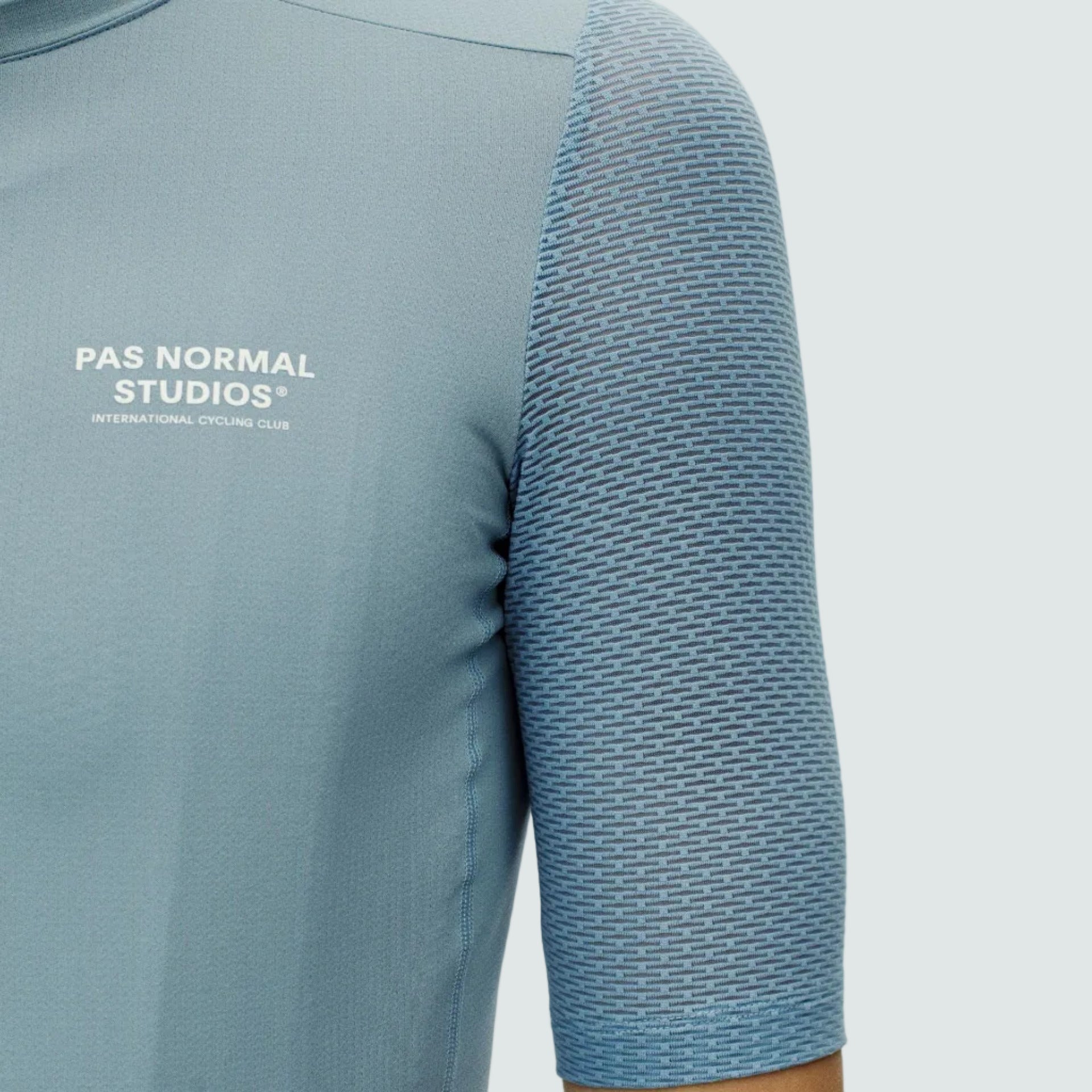 Essential Light Jersey - Pale Blue