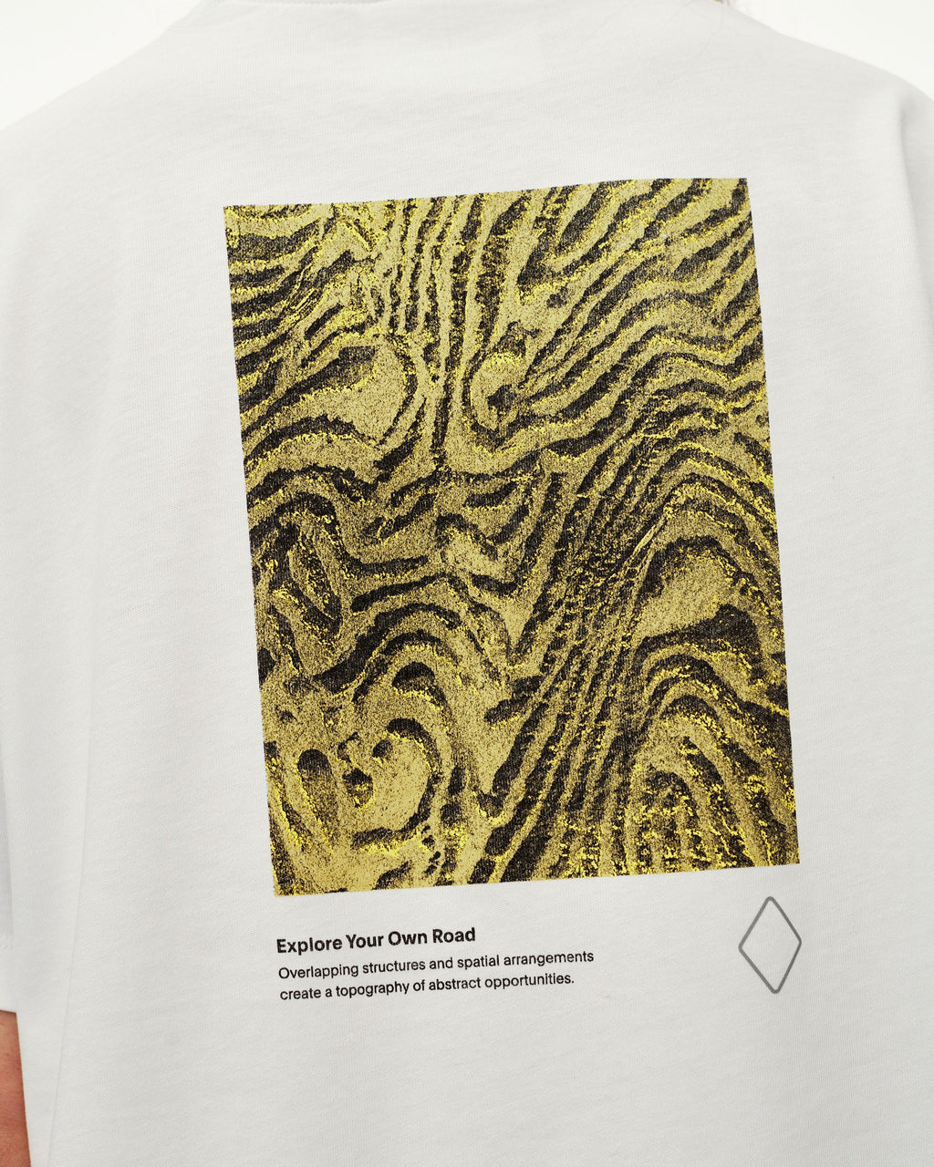 Off-Race Graphic T-Shirt - White